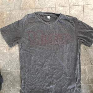 Rare Misfits x DC t shirt. trycket syns inte bra i bilden men syns på nära håll, pris kan diskuteras  💯💯💥