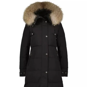 Hollies ladie’s coat  - Hollies jacka som är använt få gånger. Som ny  Säljer pågrund jag inte tycker jag passar i den.  Passar en 36 Jag är 168 cm lång  Köpt för 5799kr
