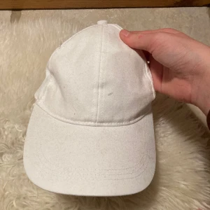 Hat - Som ny Bra skick (justerbar)