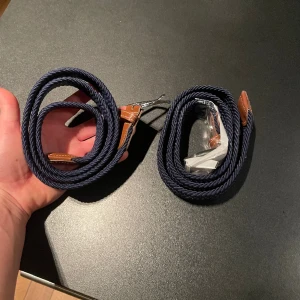 Grisch bälte  - Hej! Säljer två snygga ”grisch” bälten | Pris 99kr styck | 2 för 150kr | 1 helt oanvänt | Hör av er vid intresse! 🙌🙌