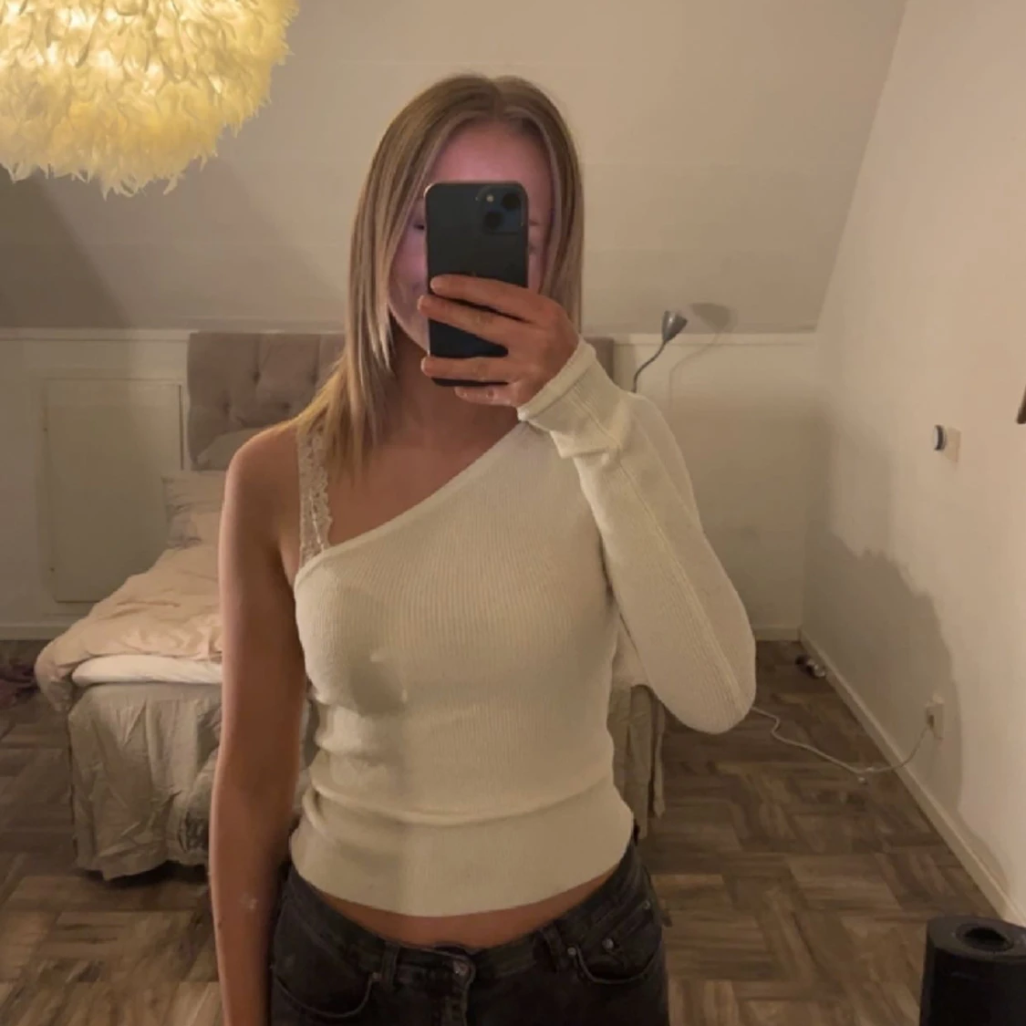 Stickat tröja med en arm - 90