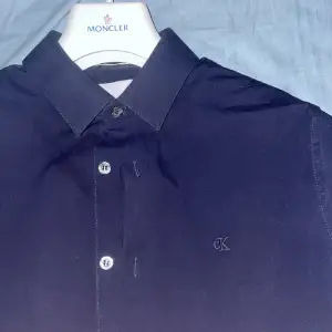 Fet Calvin Klein skjorta nästan aldrig använd-10/10 skick-mitt pris 180