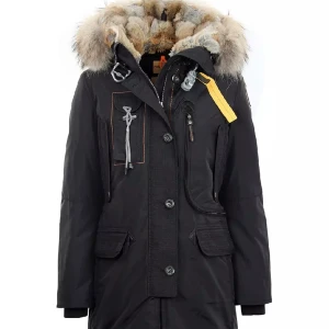 Parajumpers Kodiak - svart SMALL - Säljer denhär parajumpers jackan i använt skick. Men fortfarande väldigt snygg! Den är äkta och köpt för 9500kr💌🫶🏽