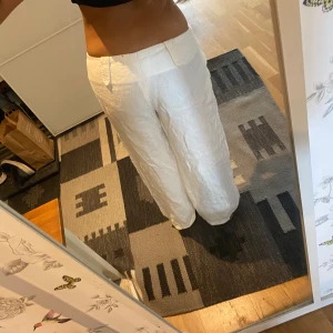 Lowwaist linne byxor - Låg midja linnebyxor 💕 brukar ha strlk 25 i byxor ❤️ 
