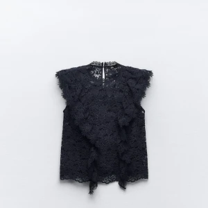 Spetströja zara - Jättesnygg spetströja från zara som inte längre säljs. 