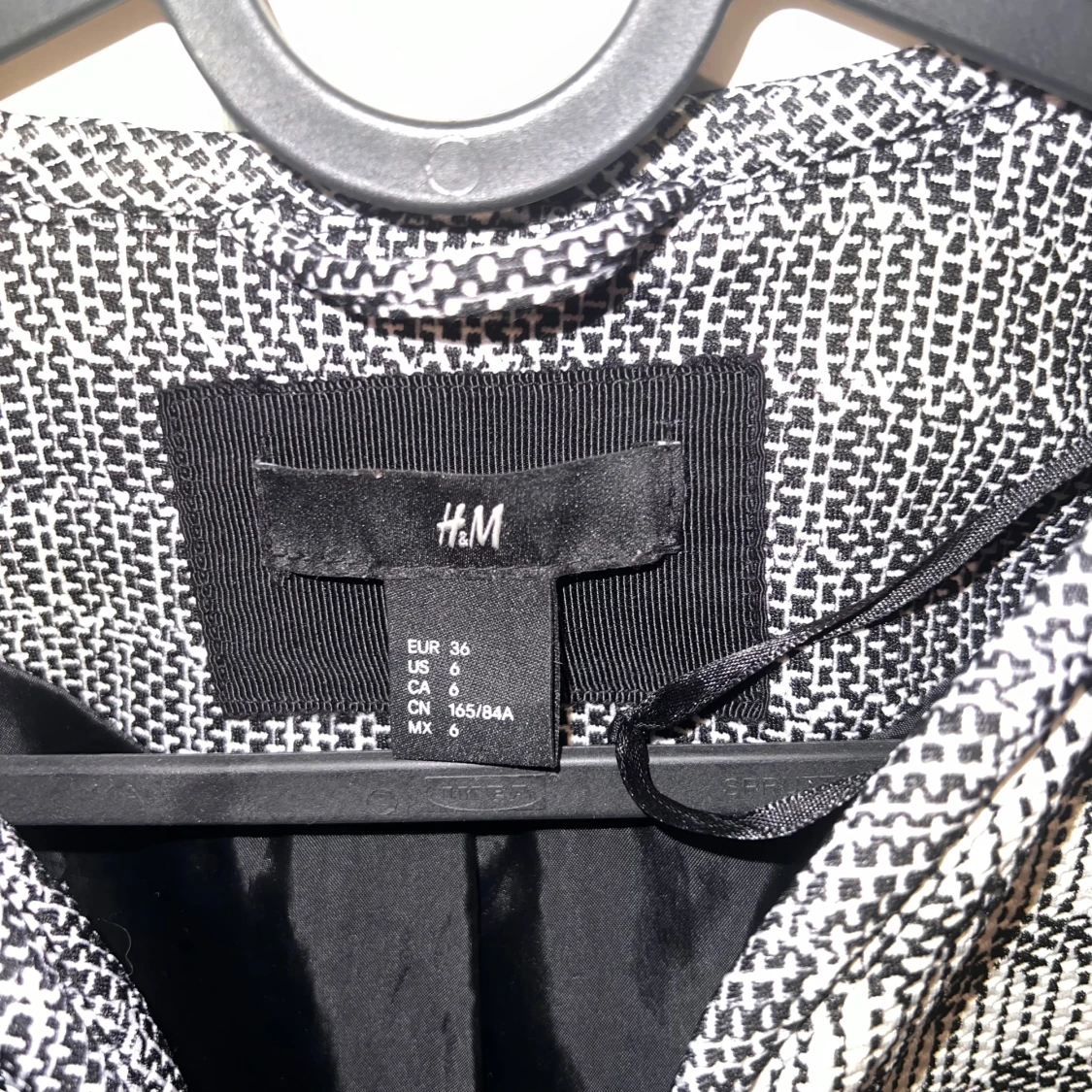 Svartvit kappa från H&M - 91