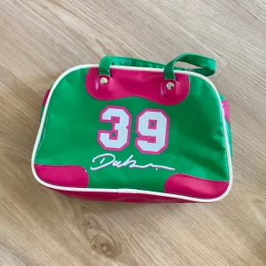 Väska  - Vintage väska 00-tal