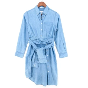 GANT SMILLE dress - Supersnygg gant klänning som tyvärr inte kommer till användning !! Den är endast använd två gånger men är i dunder skick 💖 nypris är ca 1000kr