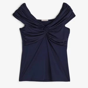 Off shoulder top - offshoulder top