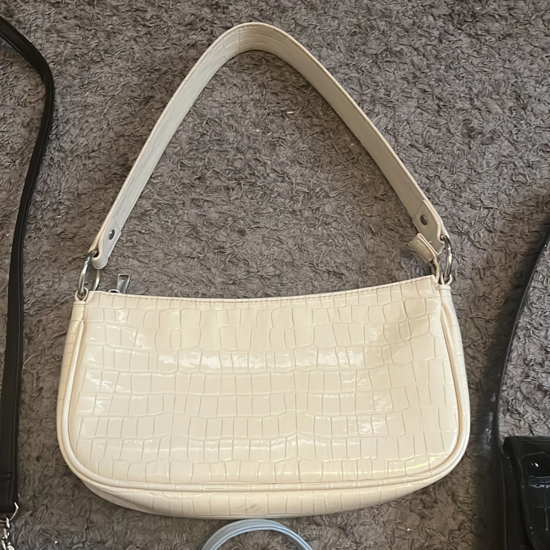 Säljer mina 4 väskor ja it andvänder länge - 91