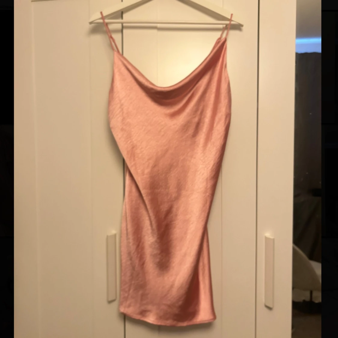 Rosa klänning  - 90