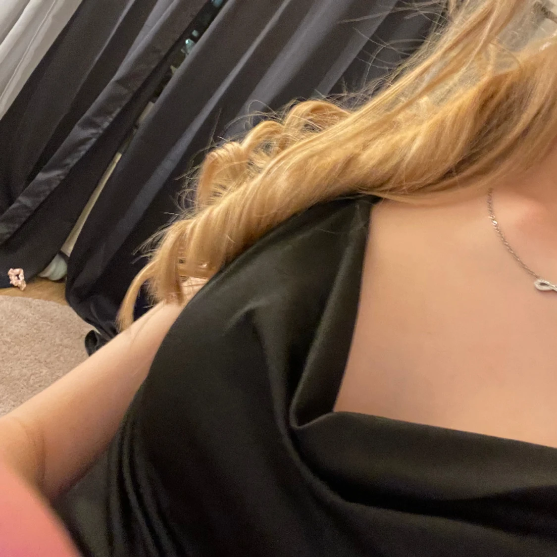 Svart klänning - 90