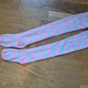 Rosa knästrumpor - Använda för photoshoot