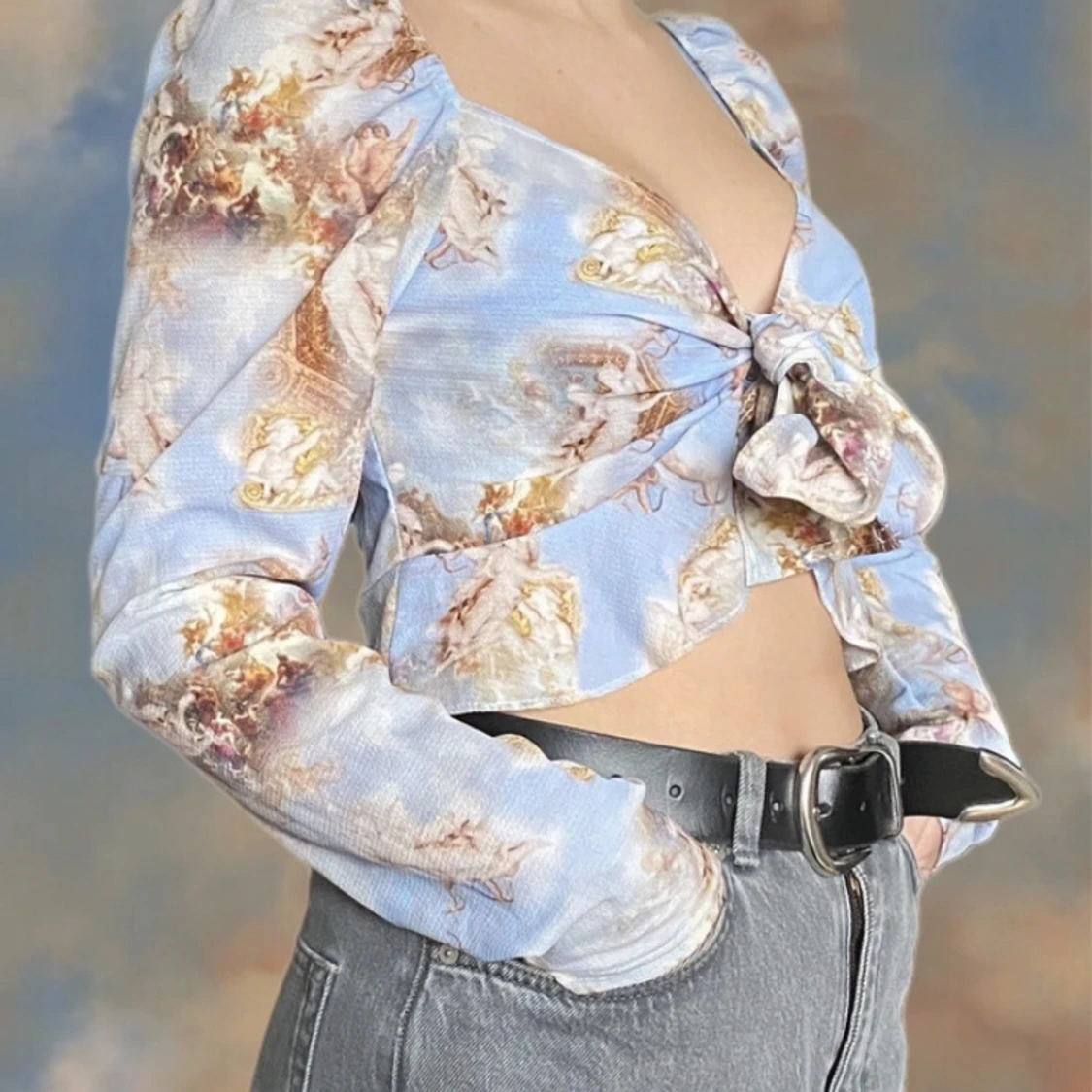 Mönstrad blus i pastellfärger 