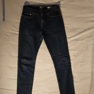 Filippa K jeans Slim/straight 103cm längd mörkblå Gott skick, knappt använda