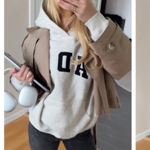 Adanola Hoodie - Superfin hoodie från Adanola i storlek S! Nyskick, nypris 812 + frakt och tull 🫶💞