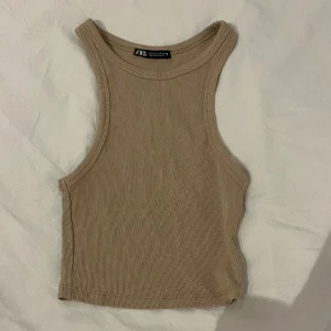 Linne - Köpare står för fraktkostnad☺️