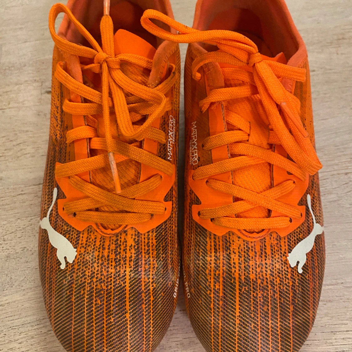 Puma fotbollsskor  - 91