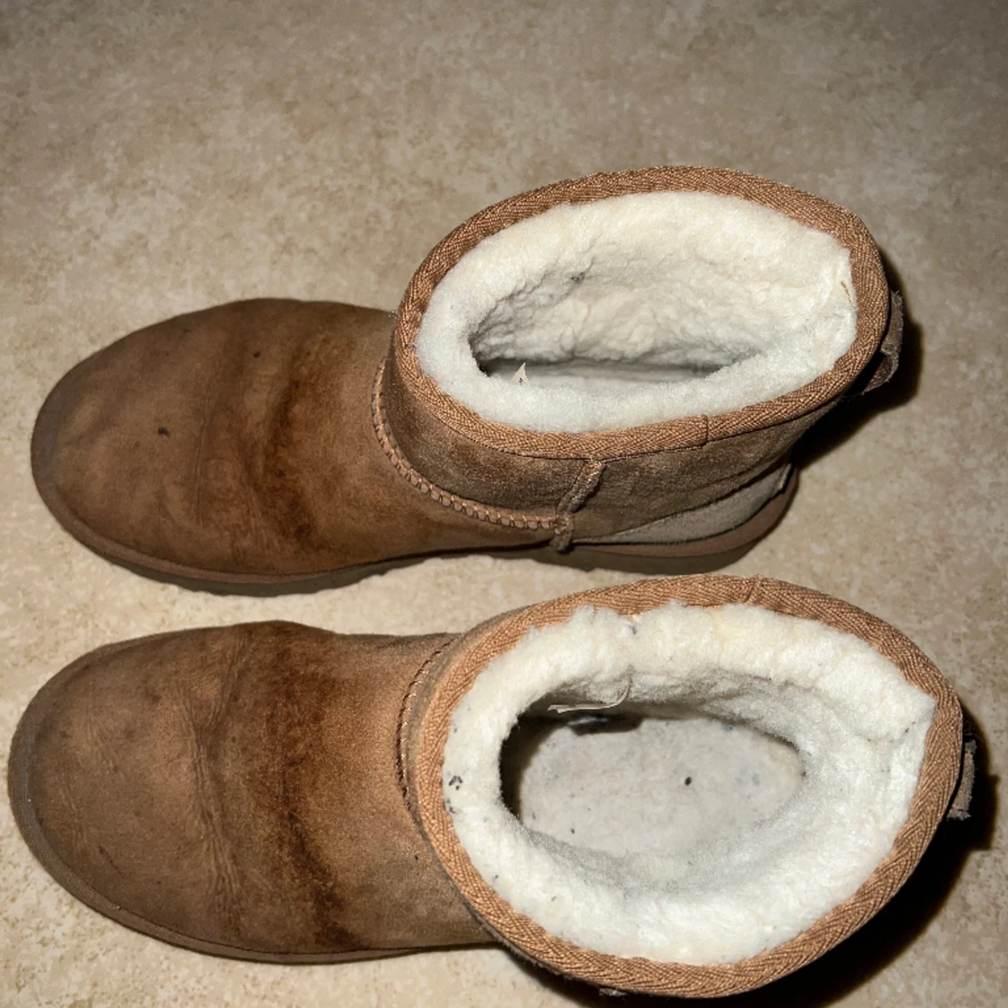 Väl Använda Uggs.  - 91