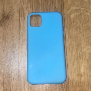 🩵 SÄLJER MOBILSKAL TILL IPHONE 11 🩵 - Aldrig någonsin använt så inga fläckar eller andra defekter! Har ej möjlighet att frakta så kan endast mötas upp här i Östersund 💙 Swish eller kontant.