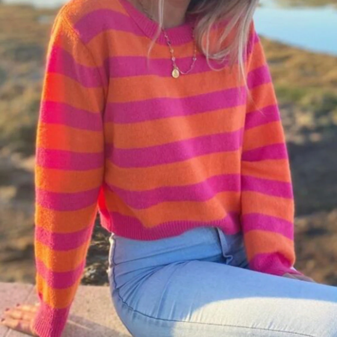 Stickad tröja🩷🧡