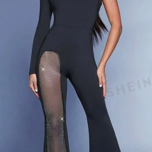 Byxdress fest  - Oanvänd från shop Solado