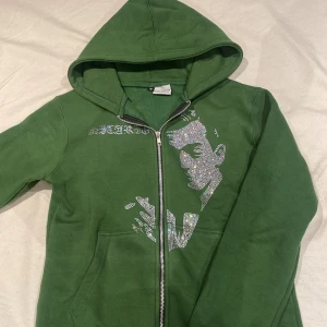 Cosanostra hoodie - Storlek s väldigt fint skick 