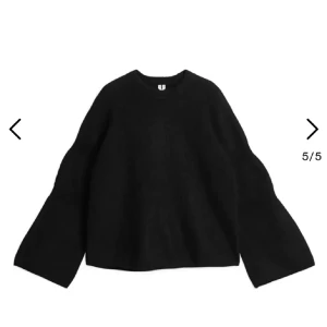 Stickad tröja - Jätte fin stickad tröja från arket, slutsåld på hemsidan 