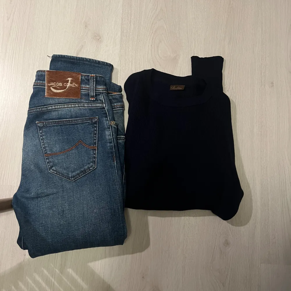 Cohen jeans, stenströms tröja Storlek 32:jeans Storlek:M tröja. Jeans & Byxor.