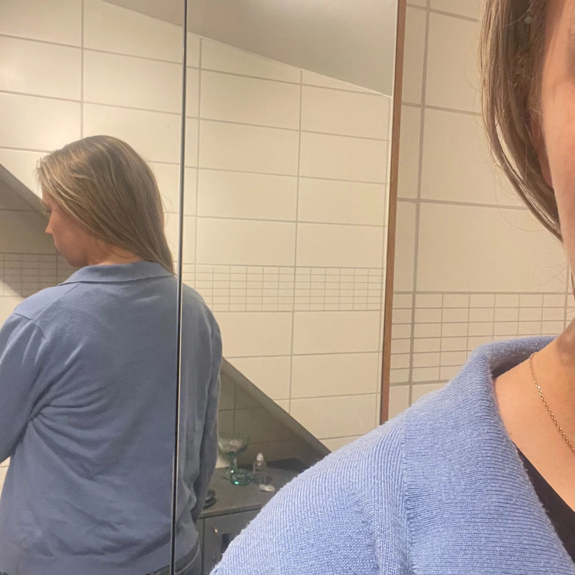 Blå kofta med knappar - 92