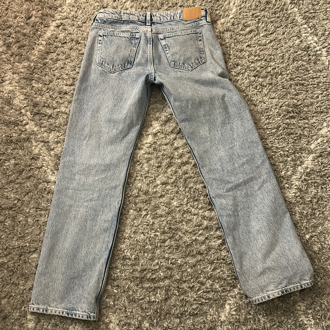 Ljusblåa jeans  - 91