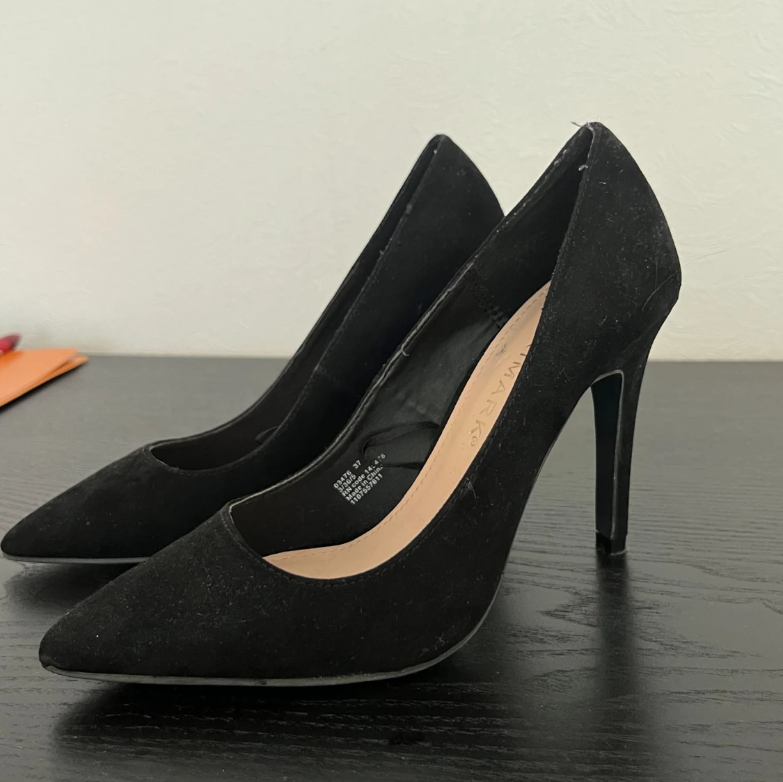 Svarta klackskor  - 90