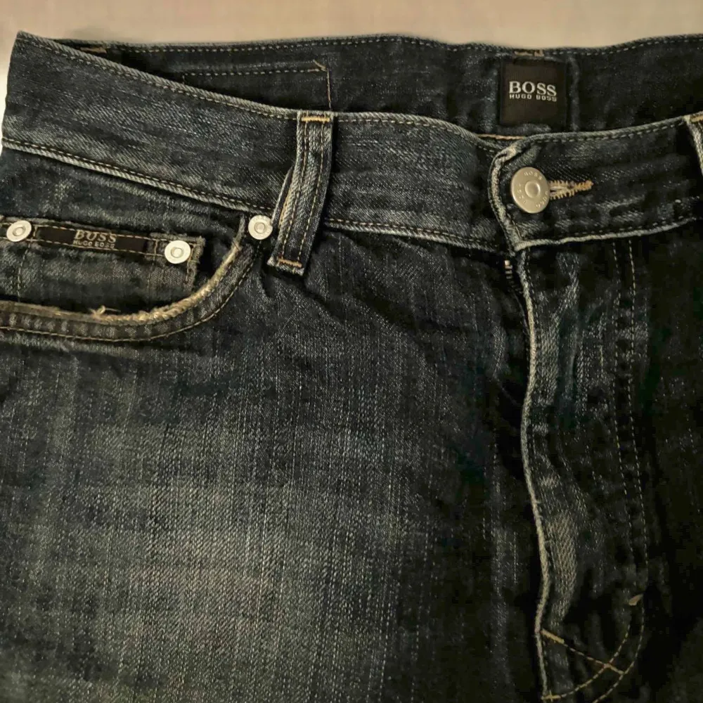 Mörk blåa hugo boss jeans Ny skick. Jeans & Byxor.
