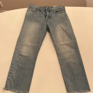 Superfina Levis jeans i Strl 29.