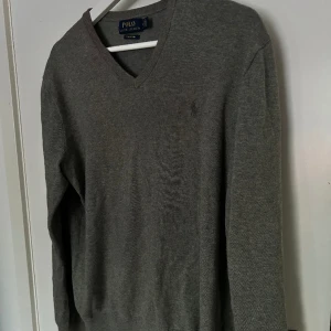Polo Ralph Lauren - En 10/10 ralph lauren tröja, bara skicka dm om de finns frågor✅✅
