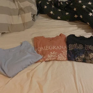 Tröjor från Gina  - Tre tröjor för 140kr knappt använda hör av dig ❤️