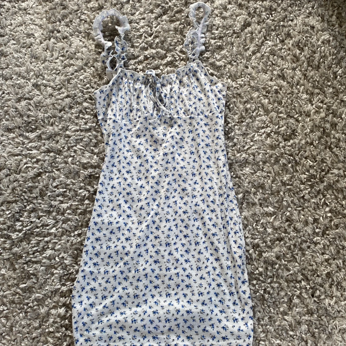 Blå blommig klänning💙