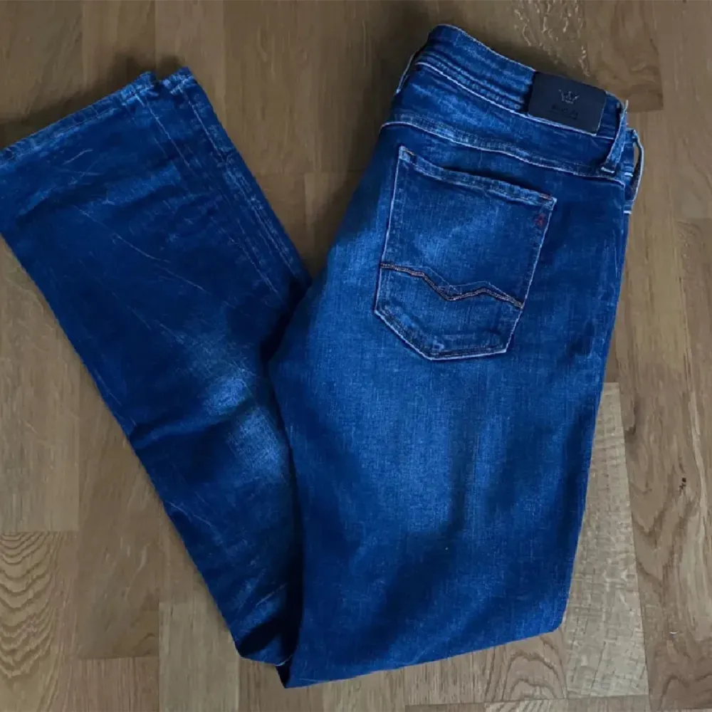 Ett par väldigt fina Replay byxor tveka inte på att höra av er . Jeans & Byxor.