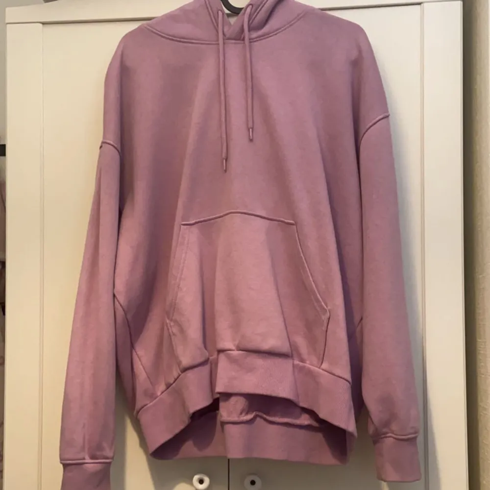 Lila Weekday Hoodie Hoodies
