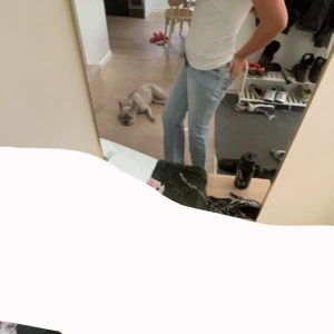 Jättefina ljusblåa jeanss - Super fina e deee