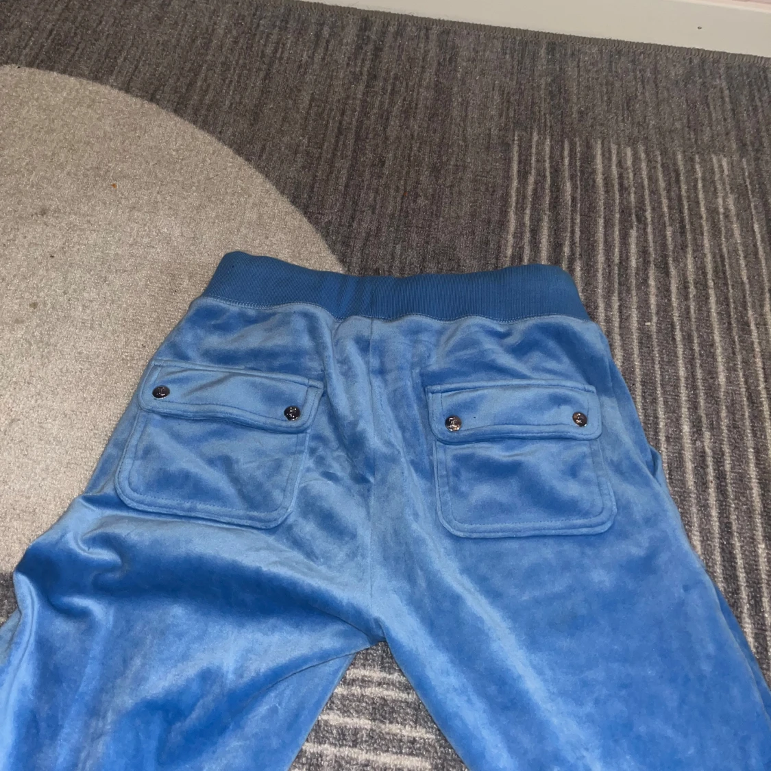 Säljer blåa juicy  - 92