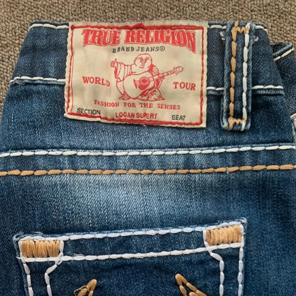 Truey jeans riktigt bra skick Straight fit Pris kan diskuteras vid snabb affär (Nypris 2000-3000). Jeans & Byxor.
