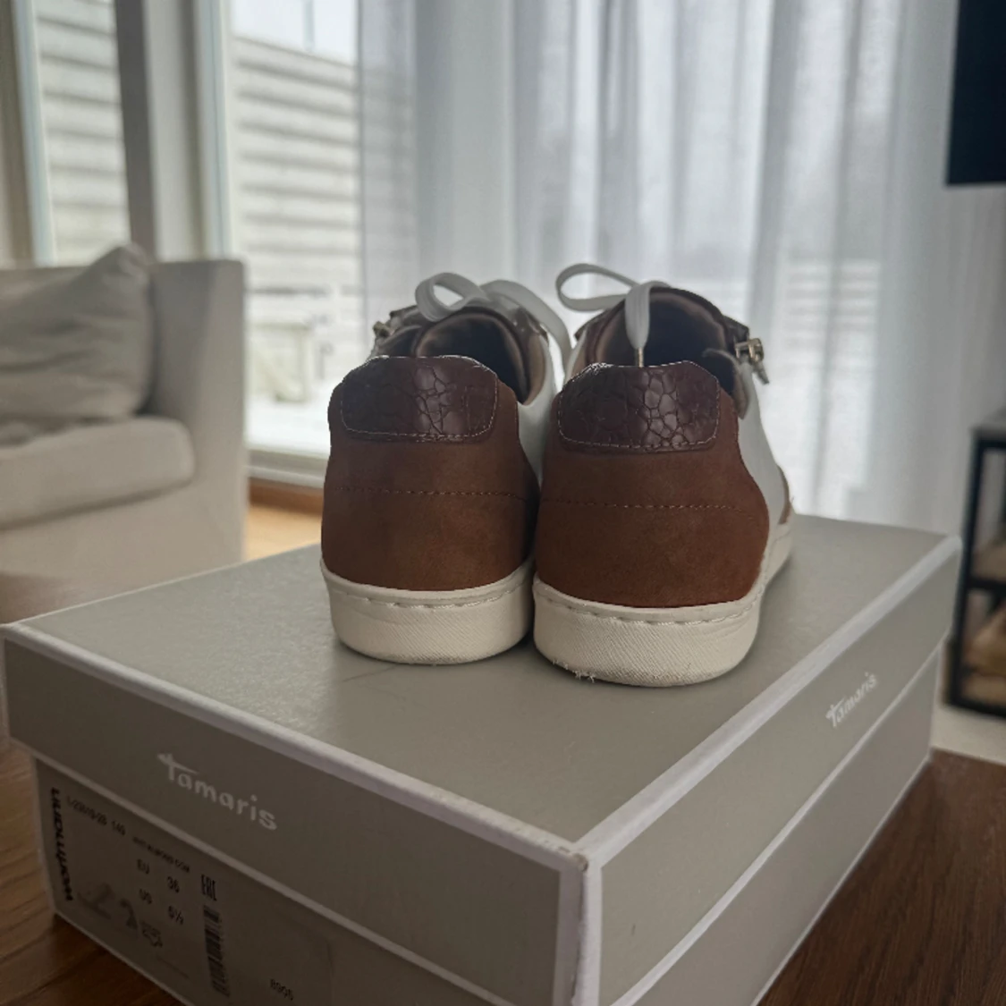 Sneakers från Tamaris - 91