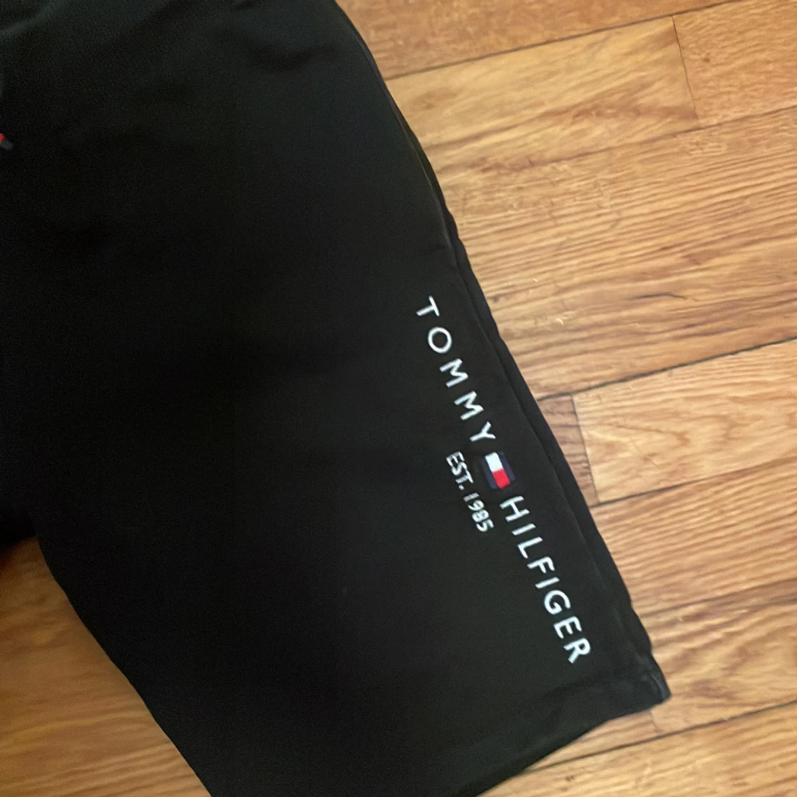 Säljer ett par Tommy HILFIGER shorts