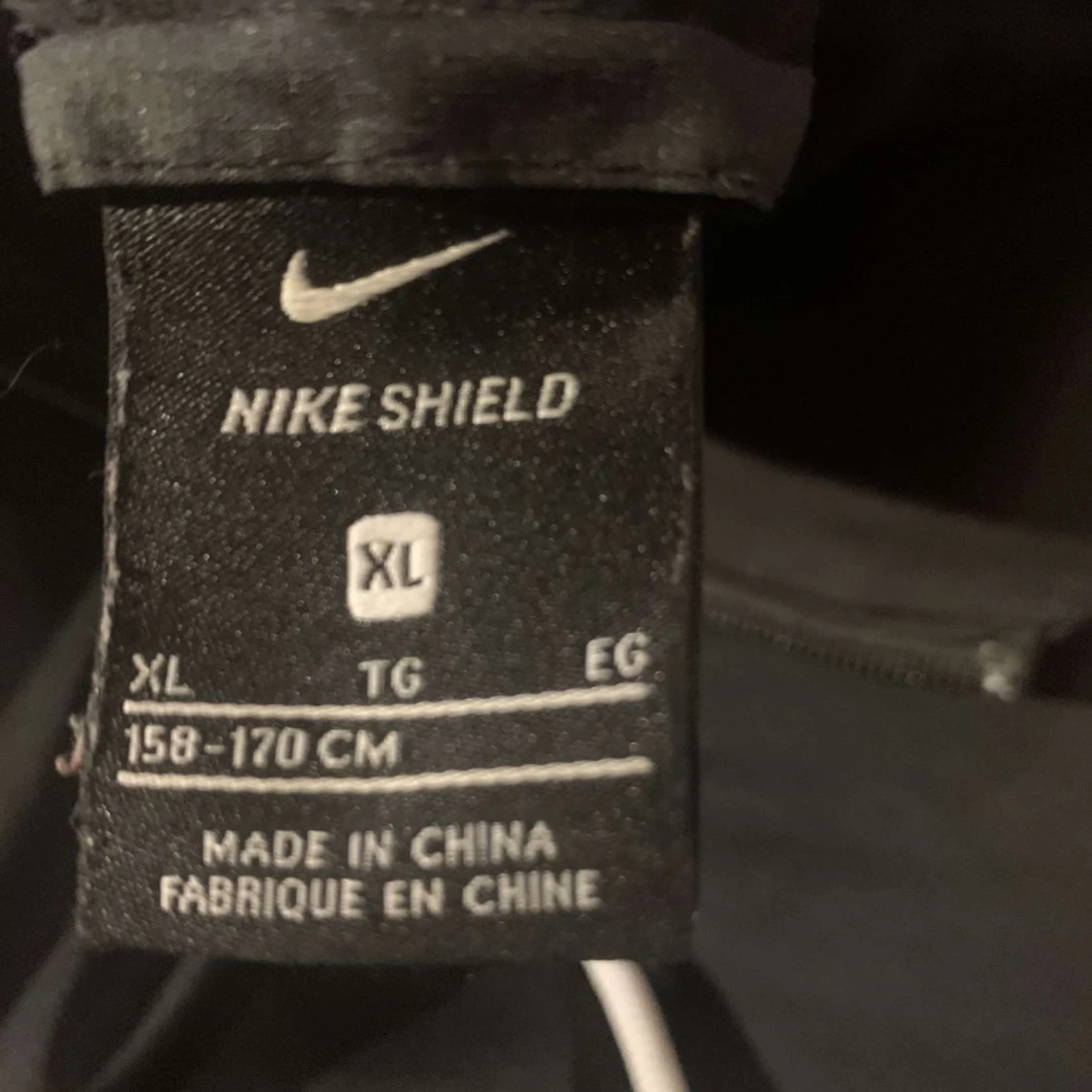 Nike tunn jacka - 91