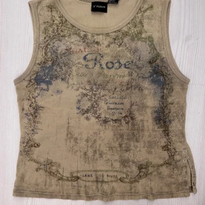 Vintage, Grunge, “cop copaine-esque” top  - Fits best xs-s  100% cotton  Great condition 