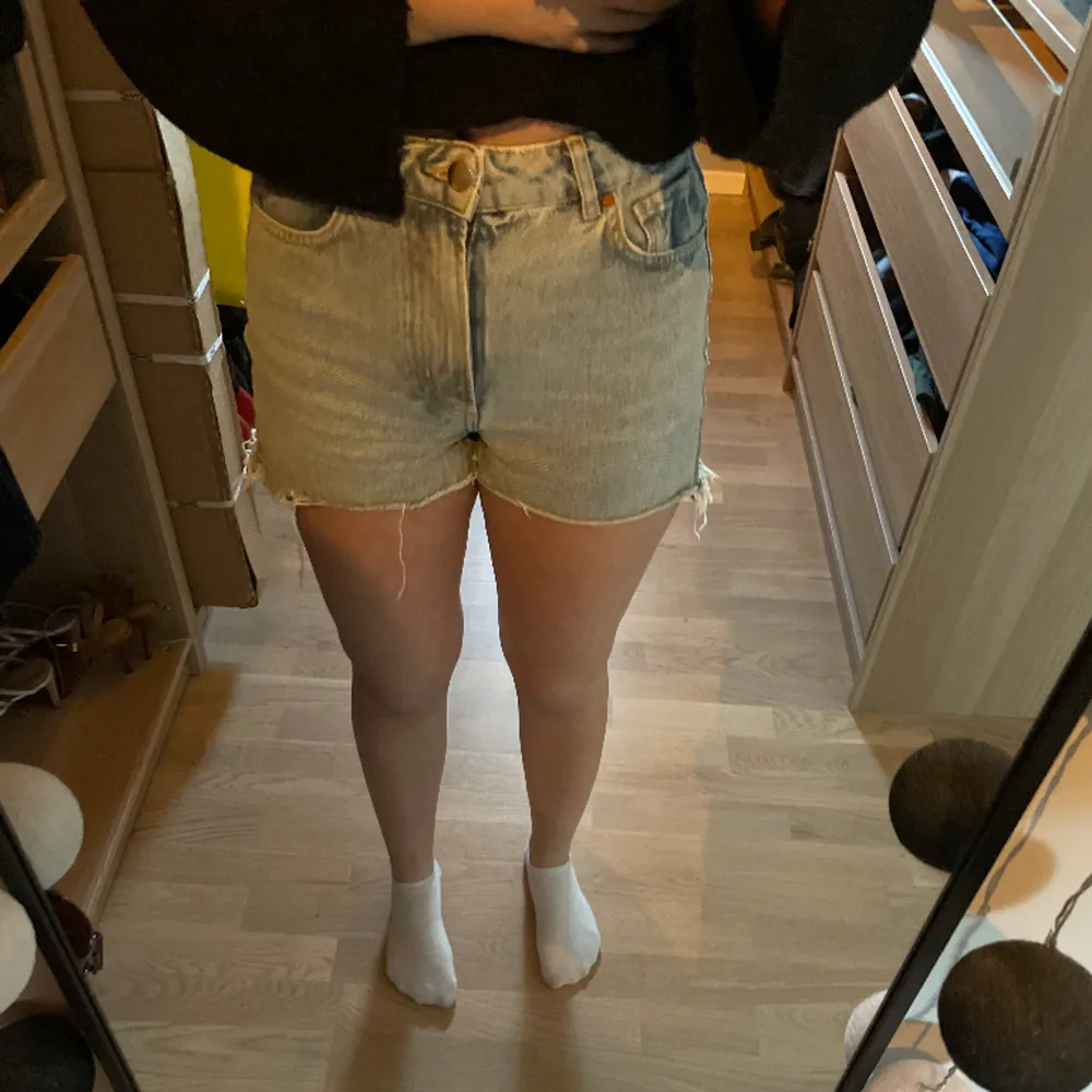 Blå jeans shorts💕. Shorts.