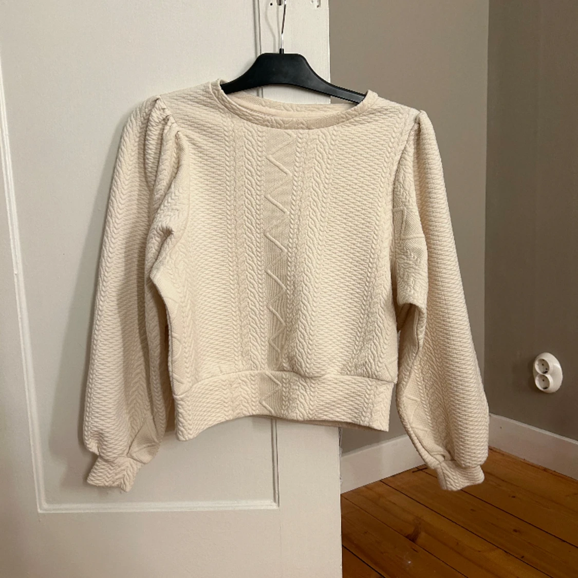 Only vit tröja - 90