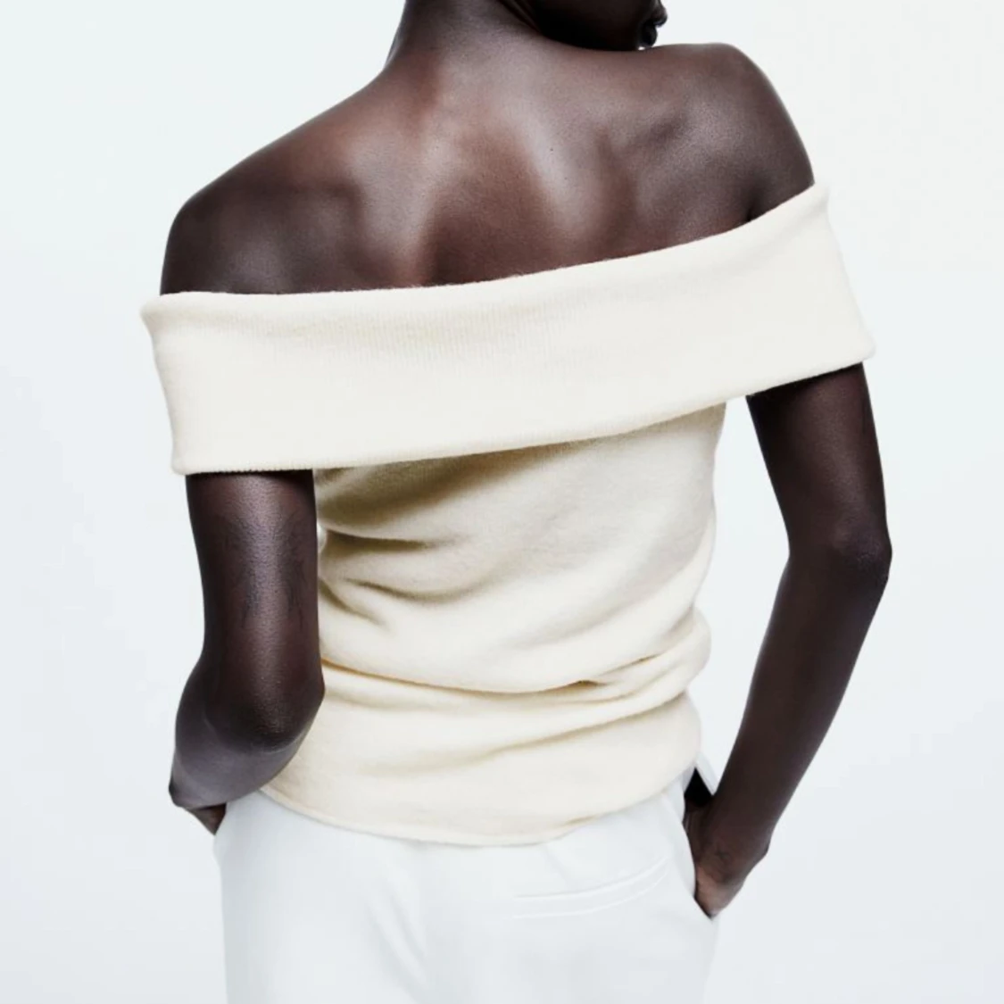 Stickad off shoulder - 90