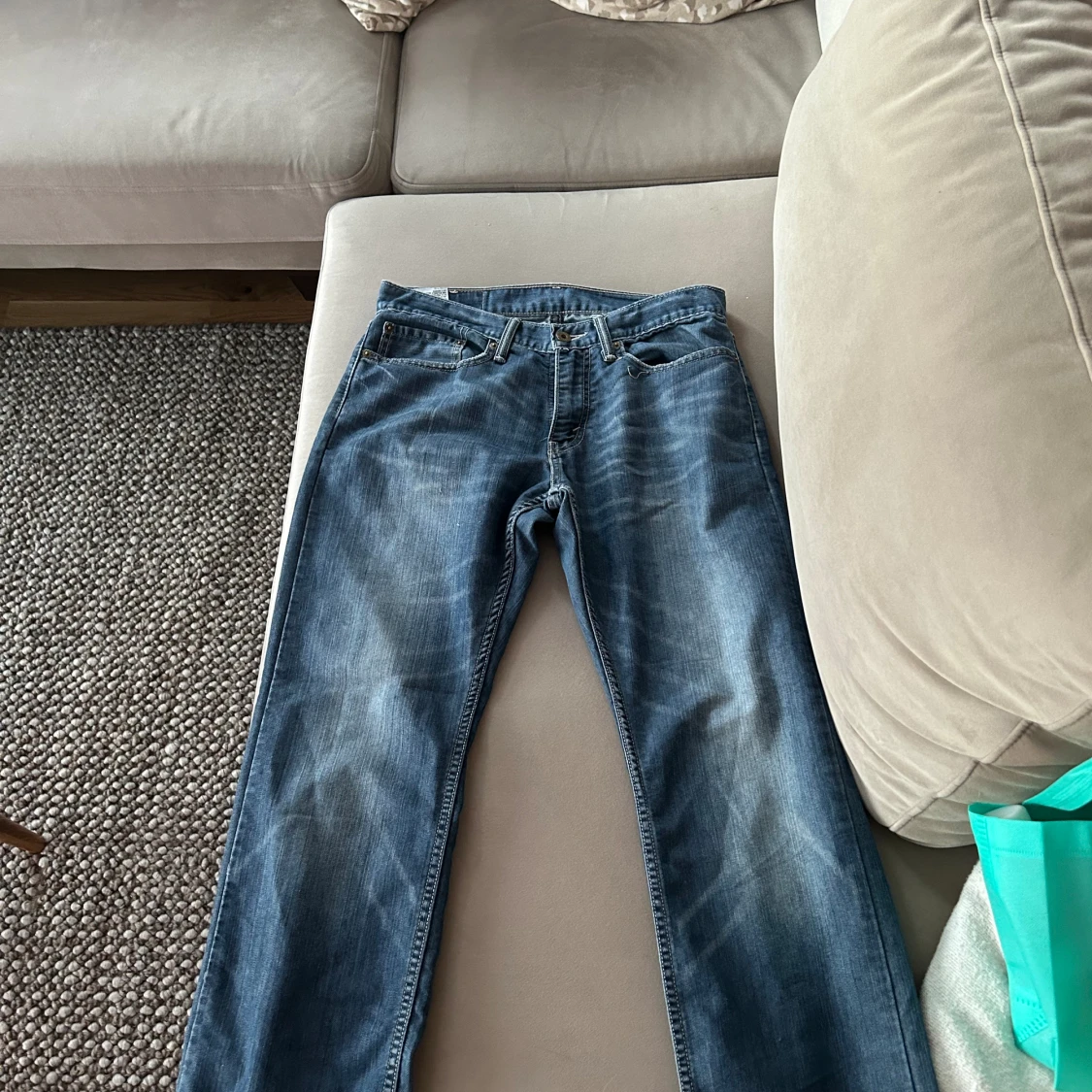 Lågmidjade levis jeans